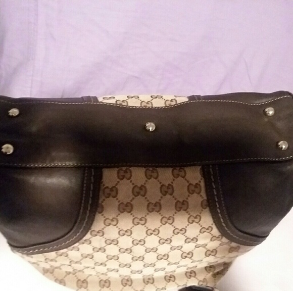 Gucci shoulder handle purse - Picture 4 of 8